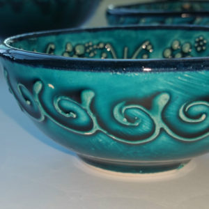 Ottoman Style Turkish Ceramic Handmade Authentic Bowl Set Canada Osmanli Tarzi El Yapimi Seramik Kase Toronto Kanada United States Ottawa Montreal Quebec Laval Vancouver Edmonton New York California Mississauga Kitchener Hamilton Halifax New York California Niagara Falls Oakville Brampton Peterborough Vaughan Milton Ajax