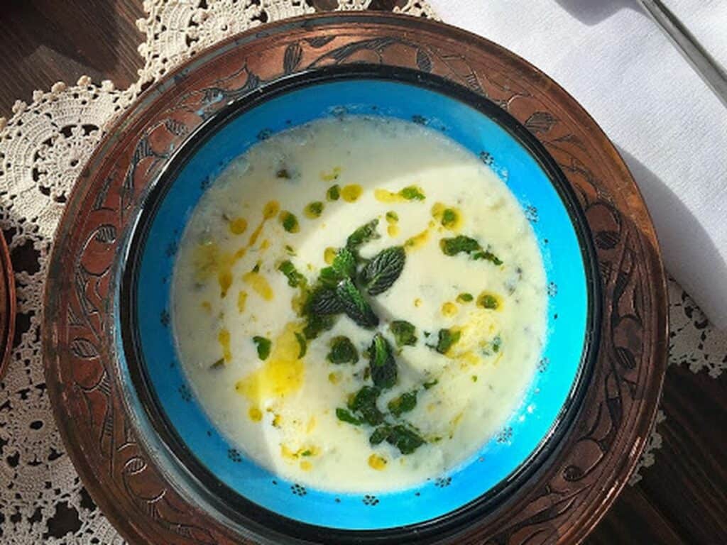 Yogurt Soup Klasik Yayla Corbasi 4 people